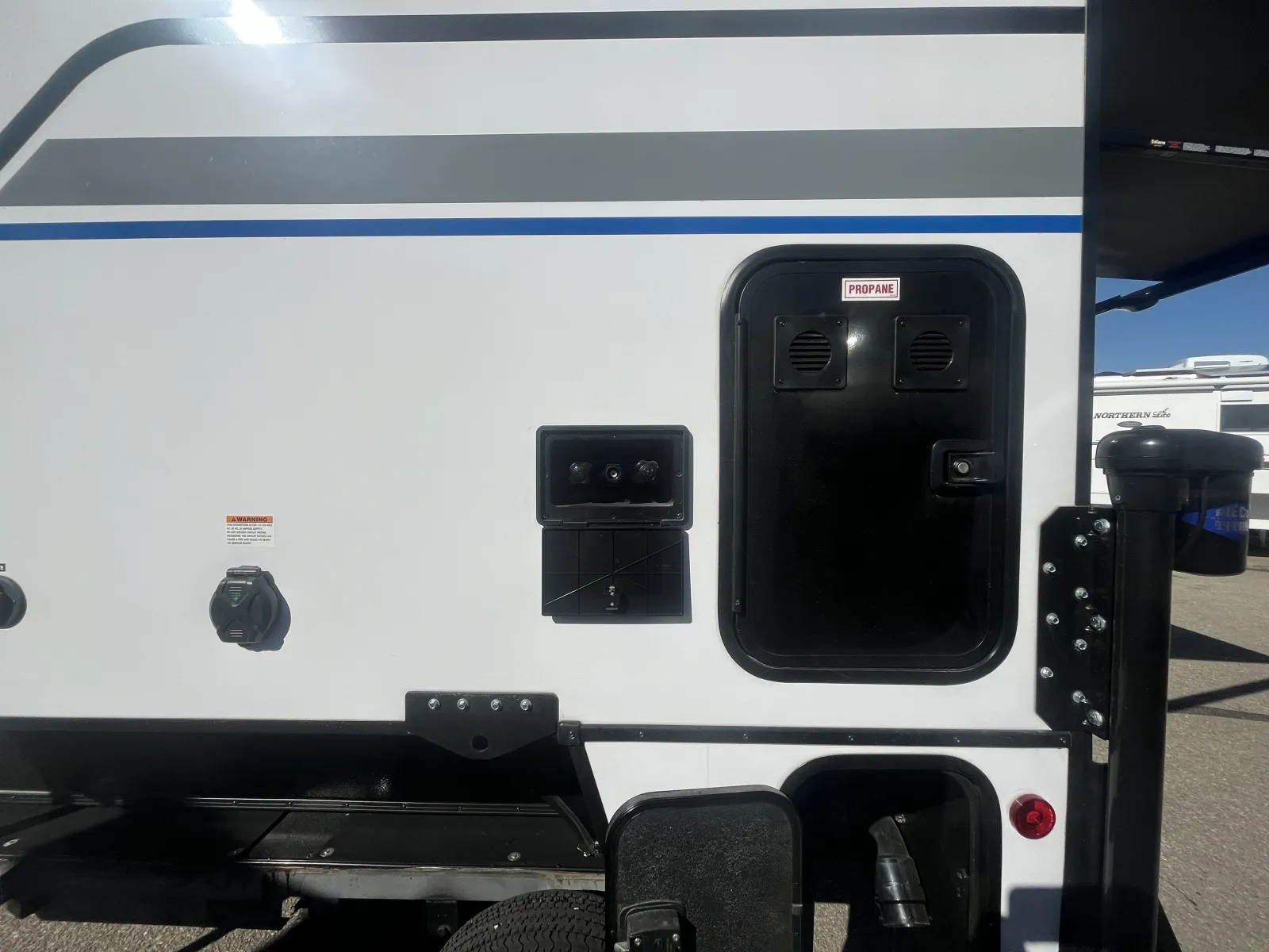 2026 Forest River RV Palomino Real-lite 1912 - Photo 2