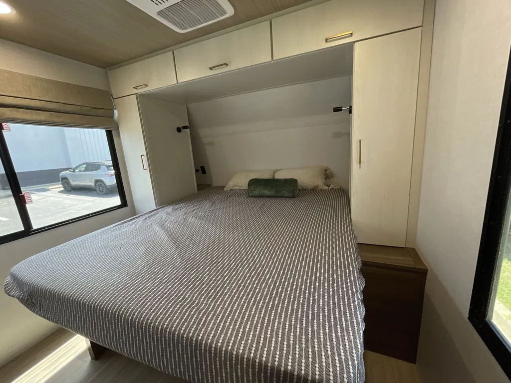 2027 Forest River Vibe 3400BH, Photos photo 15