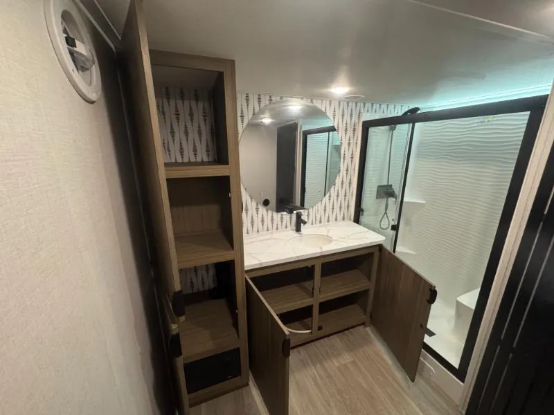 2027 Forest River Salem Grand Villa 42ZEN, Photos photo 23