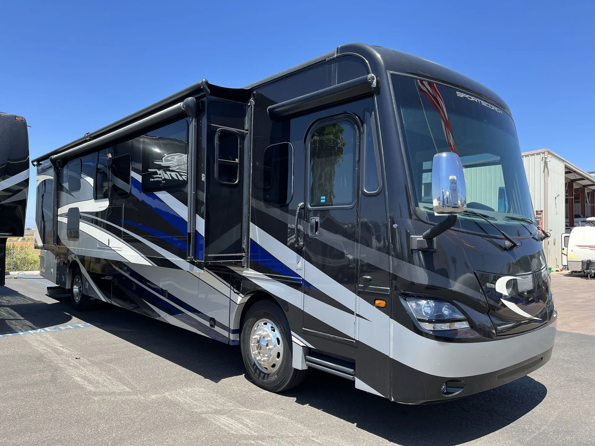 2016 Coachmen Sportscoach Cross Country 407FW - Photo 2