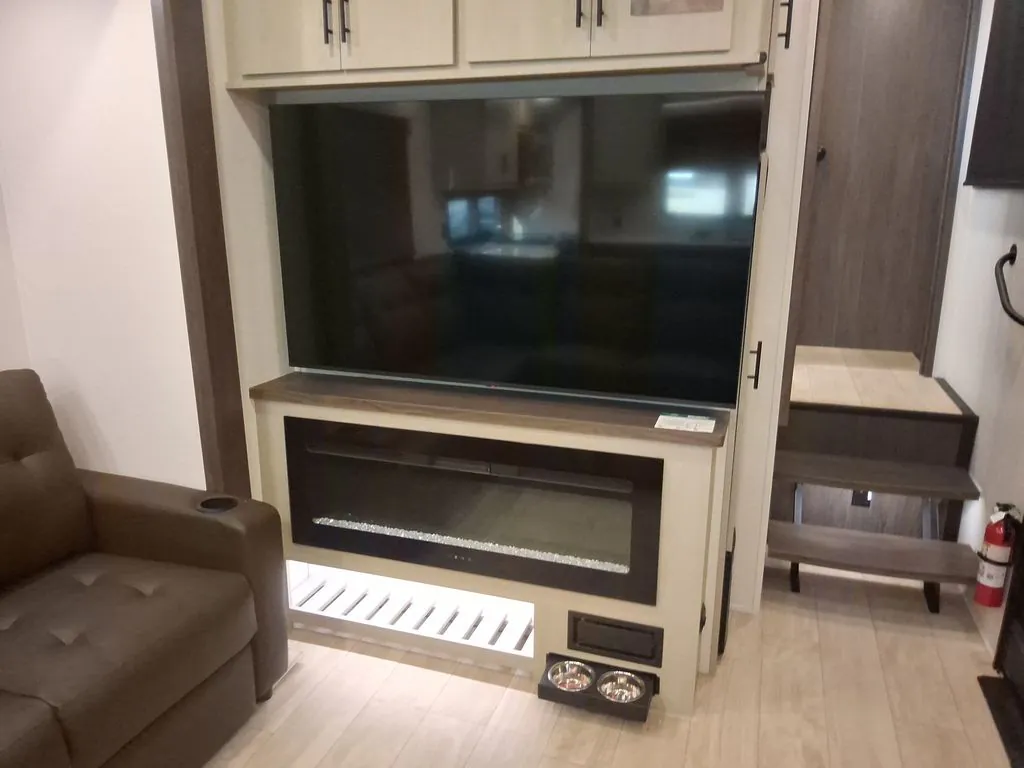 2027 Forest River RV WOLVERINE 32JF, Photos photo 13