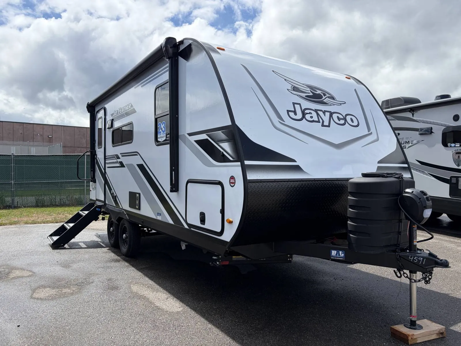2026 Jayco Jay Feather 18RBF - Photo 2