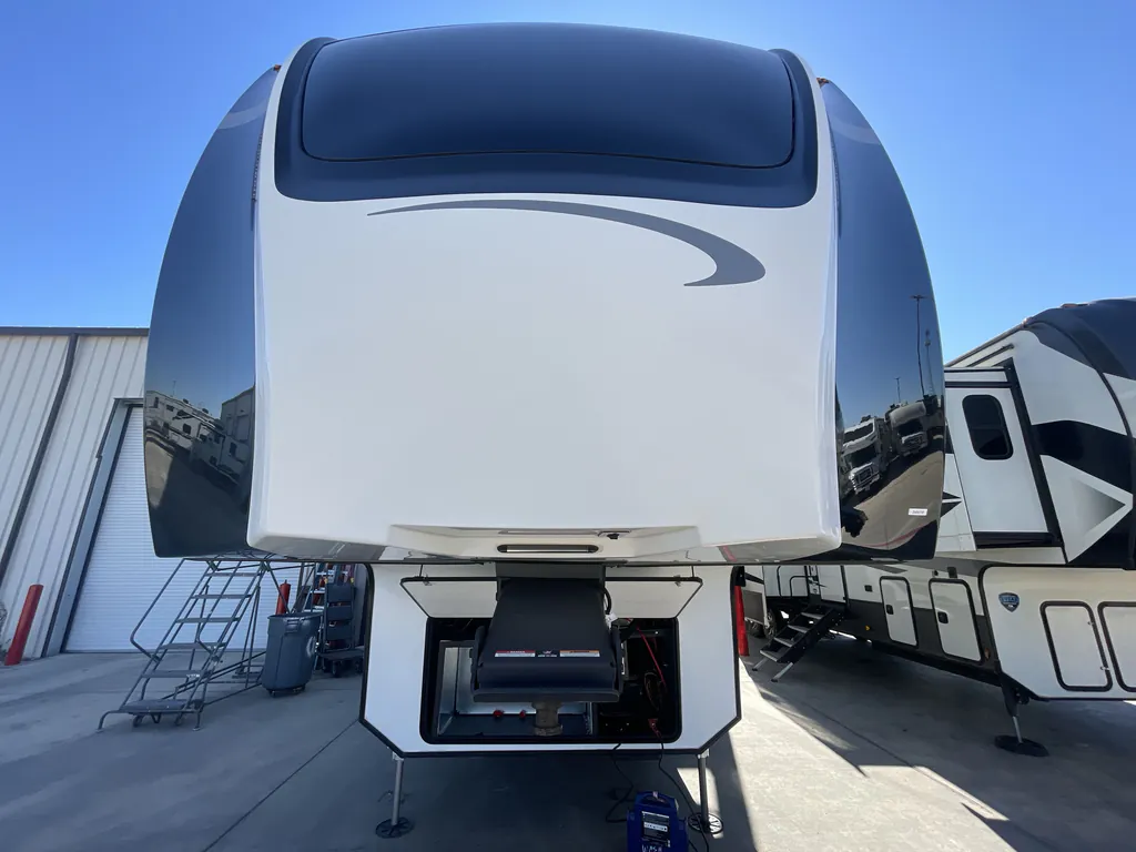 2022 Forest River Cardinal Luxury 380RLX, Photos photo 49