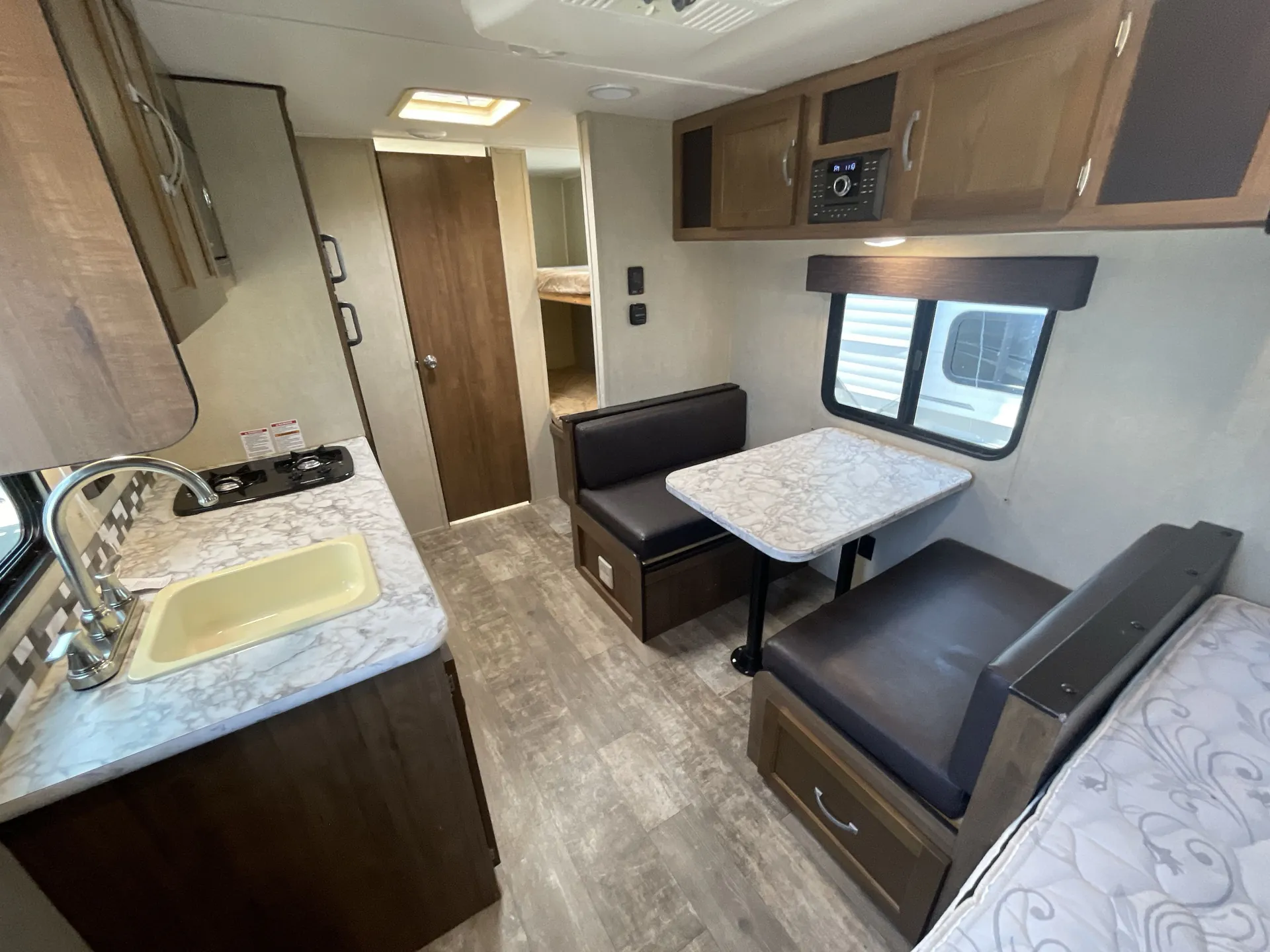 2019 Gulf Stream Ameri-Lite 199DD — living area main