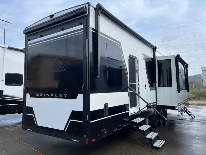 2026 Brinkley Model G 4100 - Photo 3