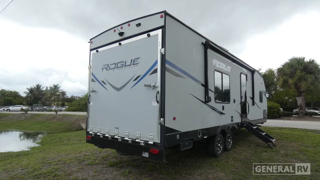 2021 Forest River Vengeance Rogue 26V, Photos photo 7
