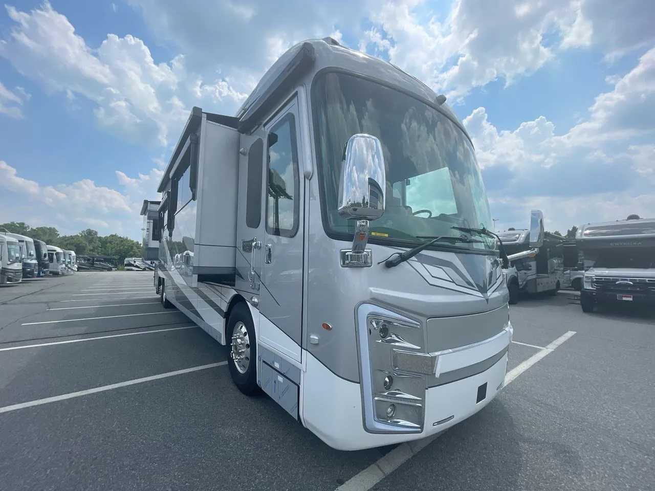 2026 Entegra Coach Anthem 44V - Photo 2