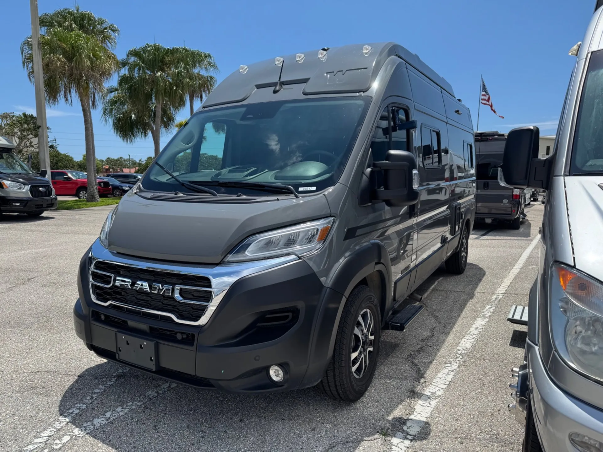 2027 Winnebago Solis 59P - Photo 4