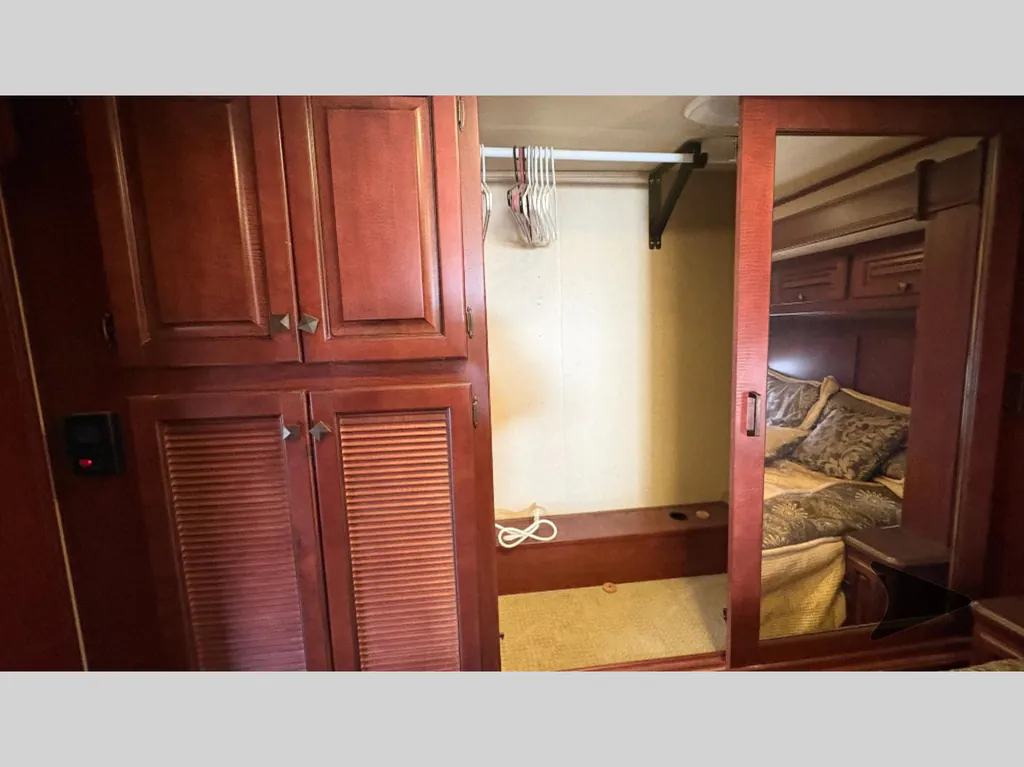 2012 Forest River Berkshire 390 FL, Photos photo 39