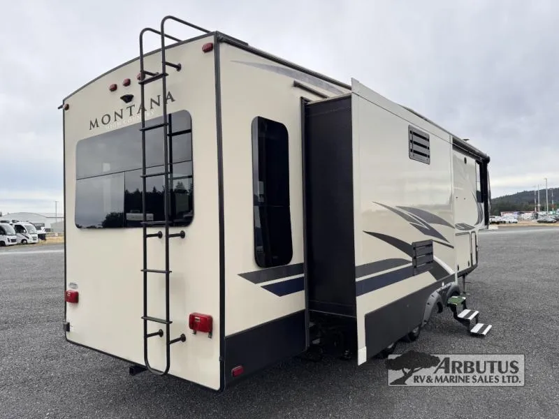 2018 Keystone RV Montana High Country 305RL - Photo 4