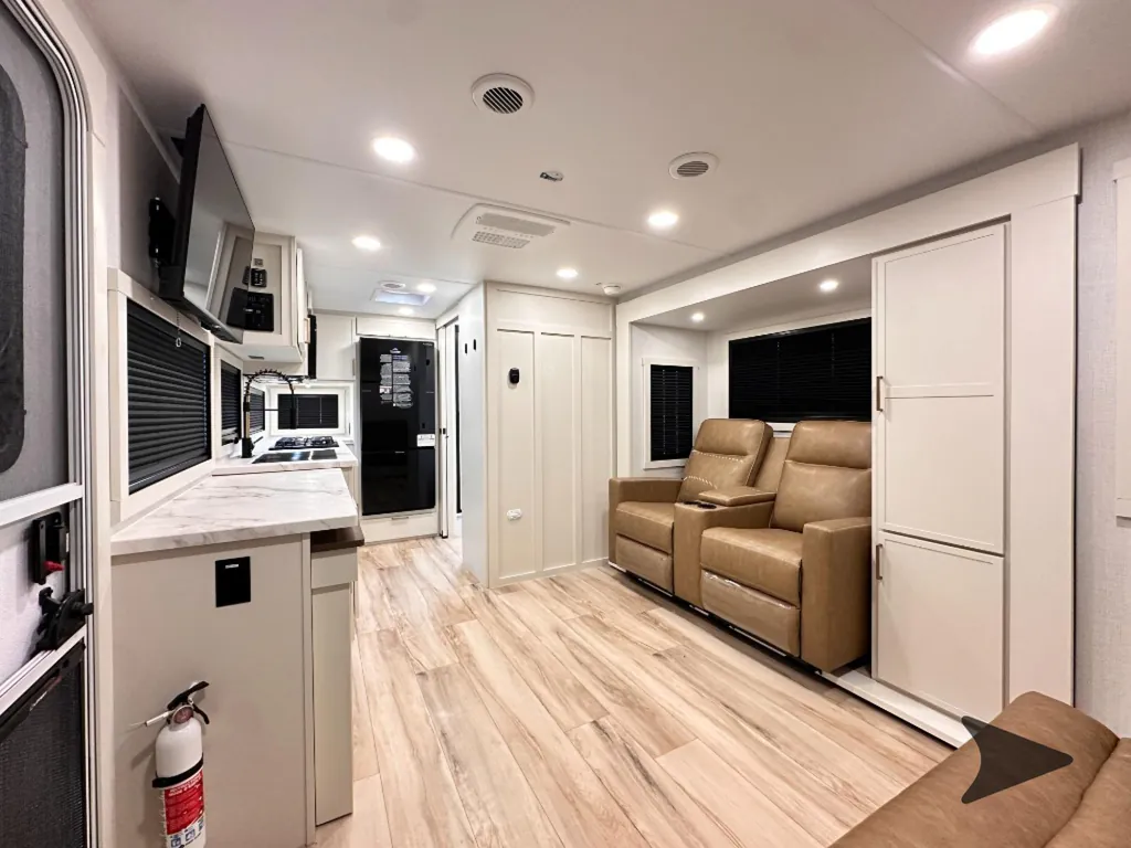 2026 Brinkley Model Ix 20X, Photos photo 23