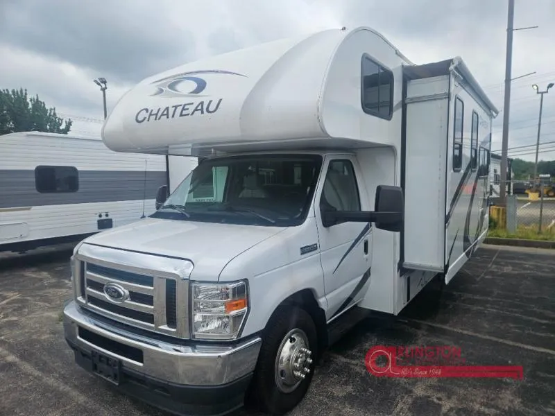 2022 Thor Motor Coach Chateau 28Z - Photo 2