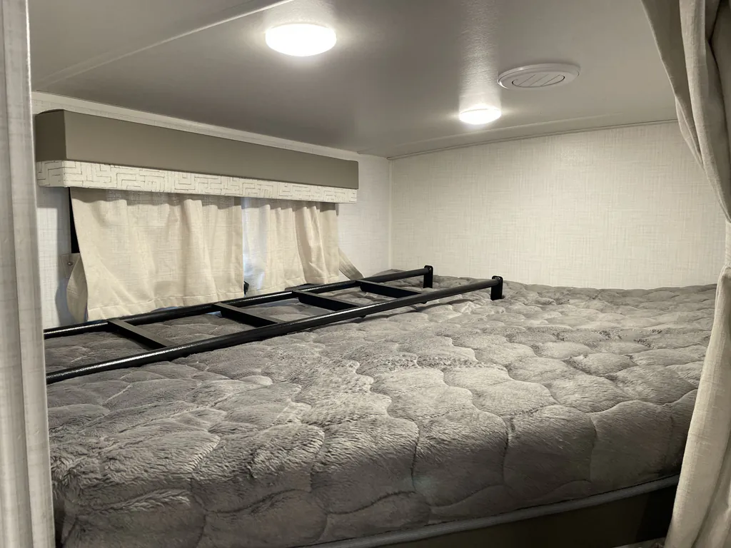 2024 Forest River Flagstaff Micro Lite 25BRDS, Photos photo 33