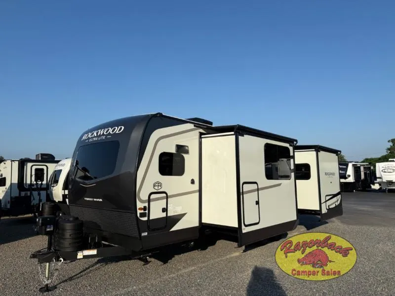 2027 Forest River Rockwood Ultra Lite 2619FK - Photo 3