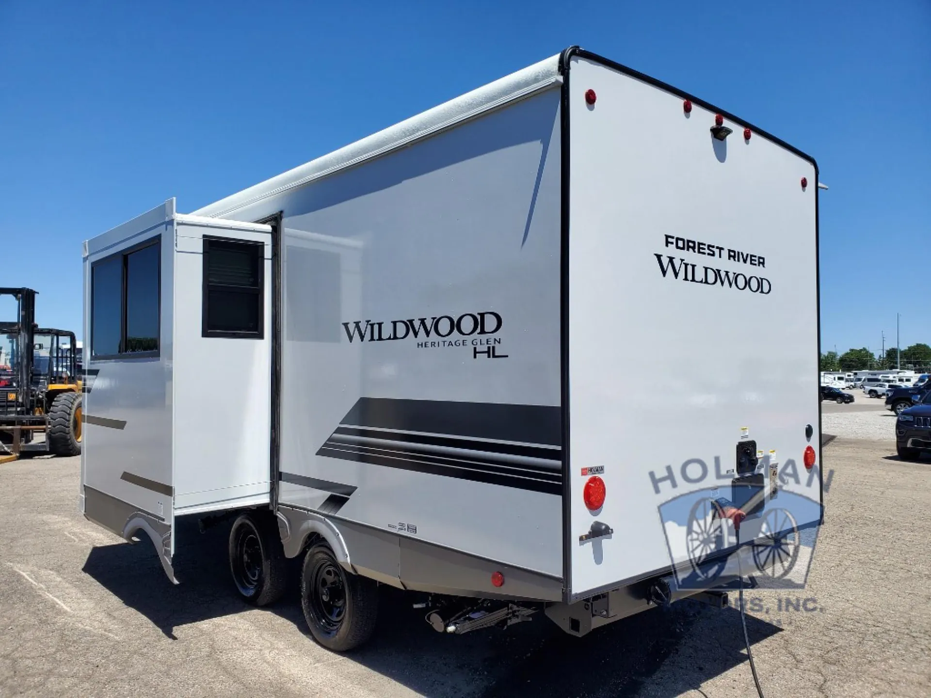 2027 Forest River Wildwood Heritage Glen Hyper-Lyte 21RBHL — Photo 6