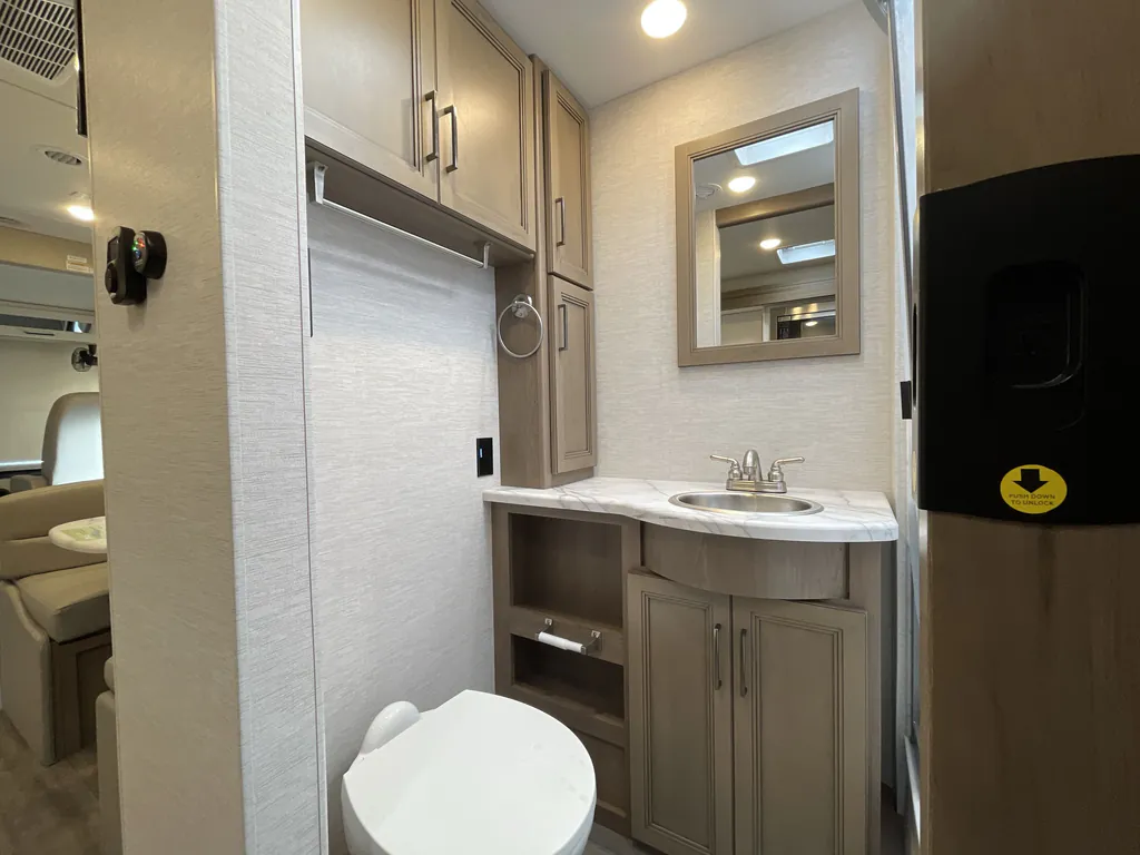 2026 Thor Motor Coach Freedom Traveler A29, Photos photo 17