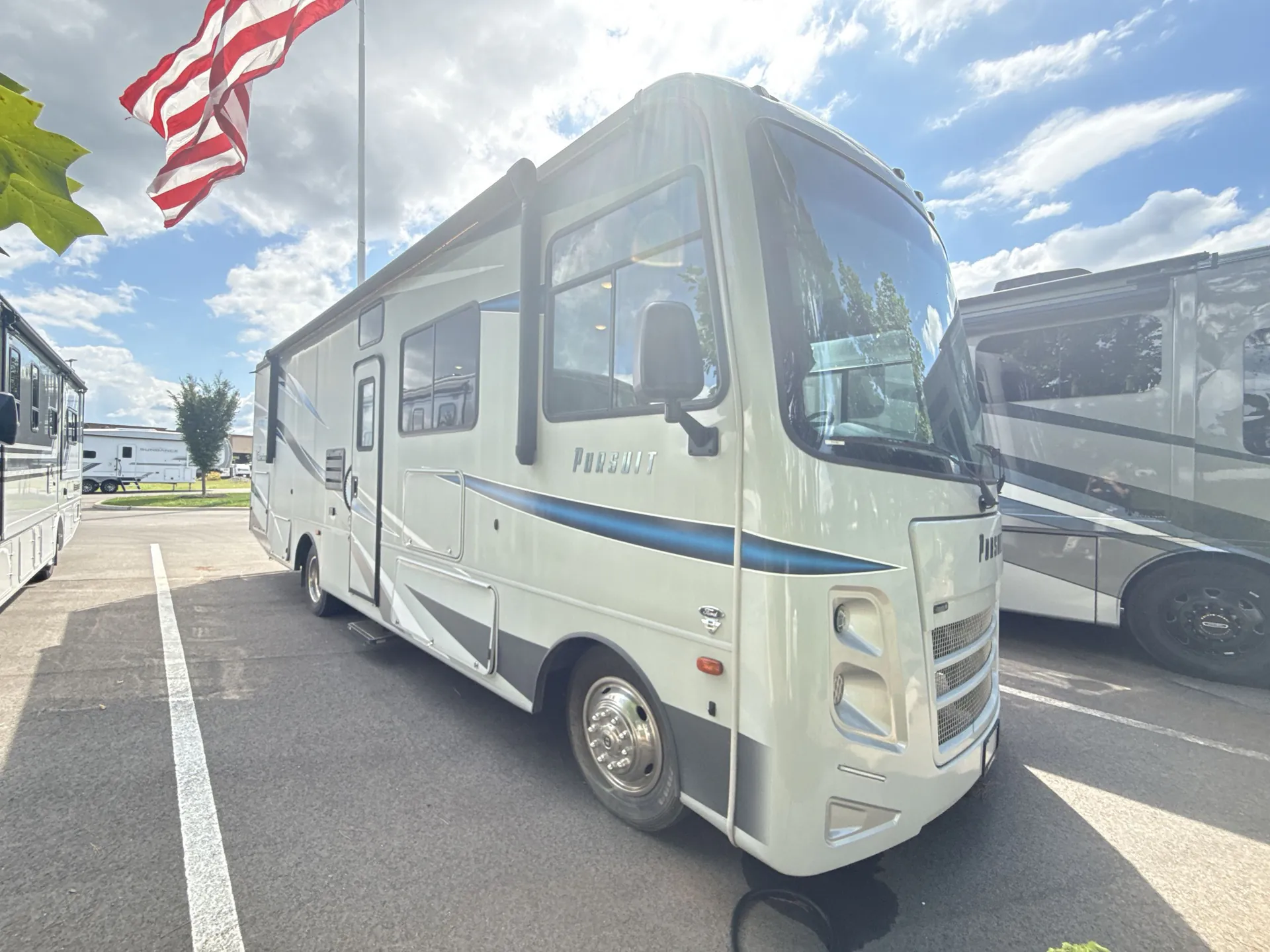 2022 Coachmen Pursuit 31BH
