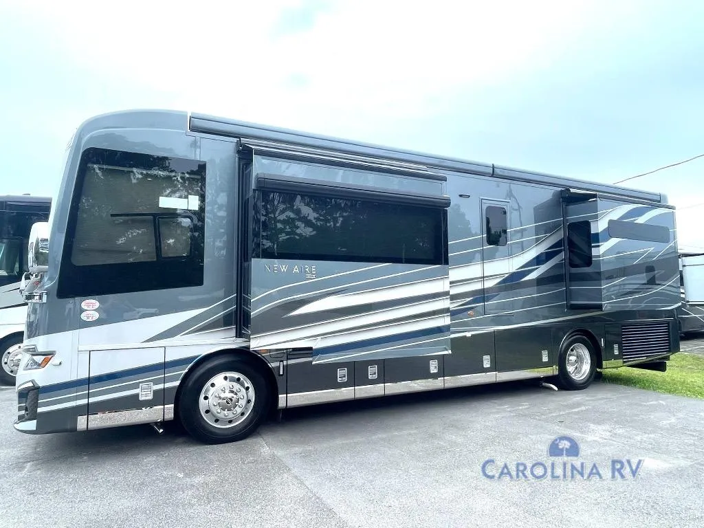 2027 Newmar New Aire 3543 - Photo 4