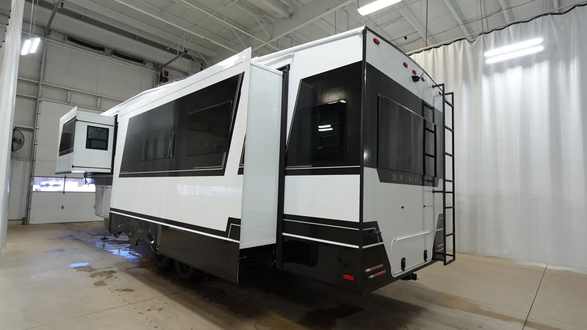 2026 Brinkley Model Z 3100 - Photo 4