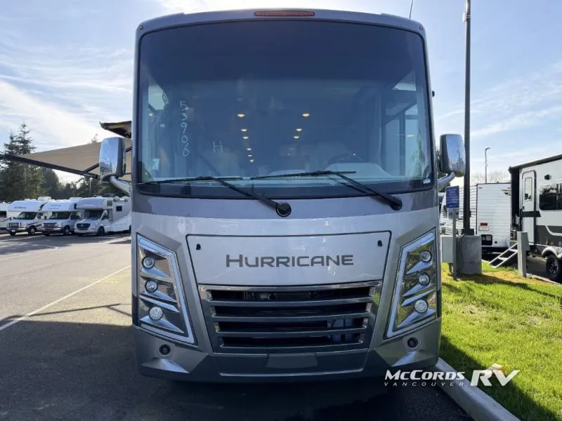 2026 Thor Motor Coach Hurricane 36H - Photo 3