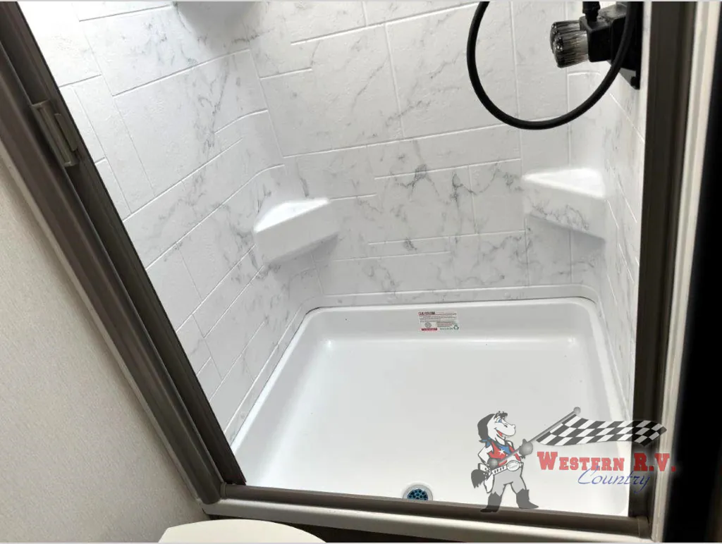 2025 Coachmen Freedom Express Select 18SE, Photos photo 14