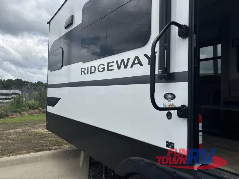 2025 KZ Ridgeway 27RK - Photo 3