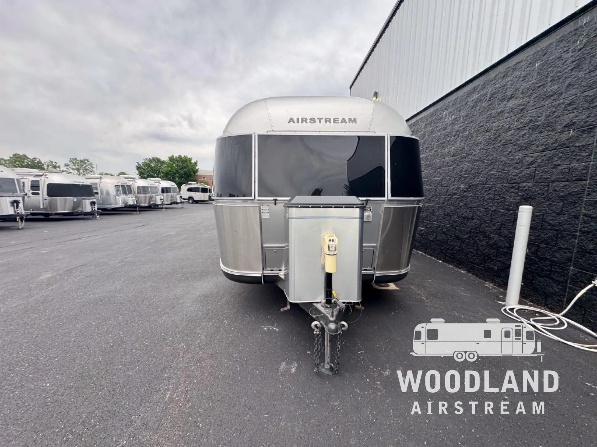 2010 Airstream Classic 27FB - Photo 4