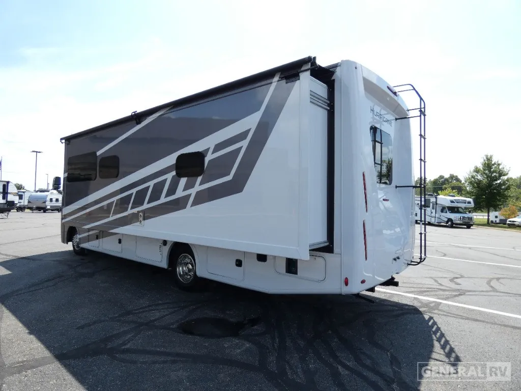 2026 Thor Motor Coach Hurricane 29L - Photo 4