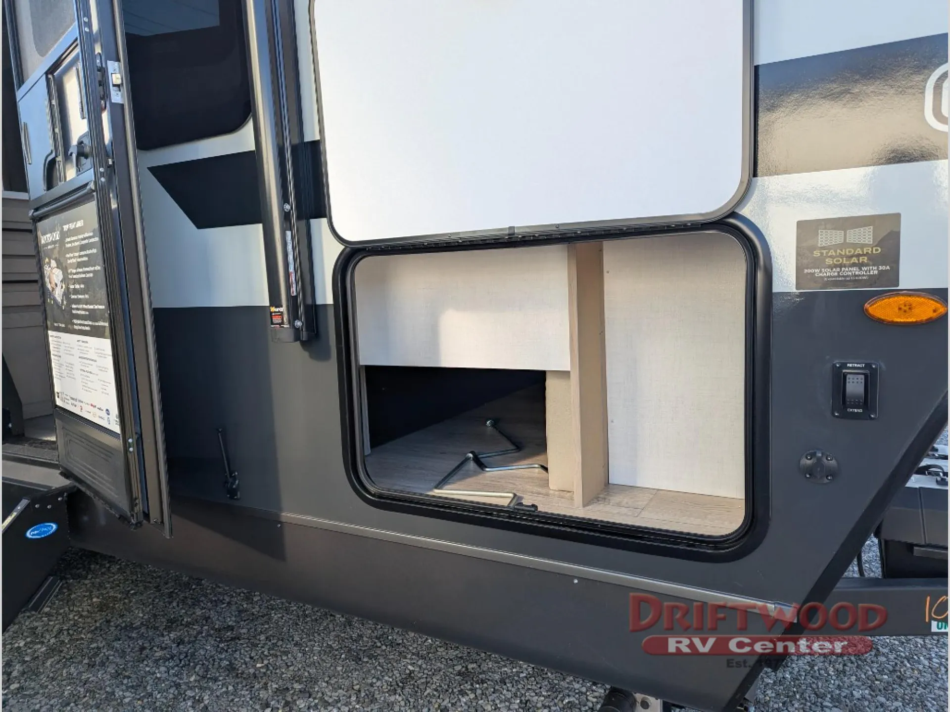 2026 Forest River Rockwood Mini Lite 2214S — Photo 7