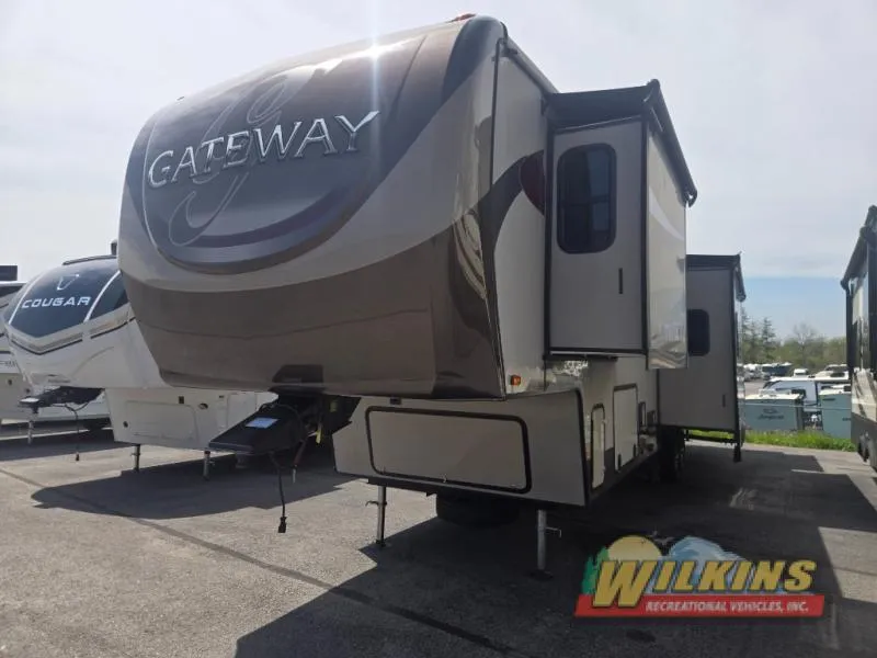 2016 Heartland Gateway 3750 PT - Photo 3