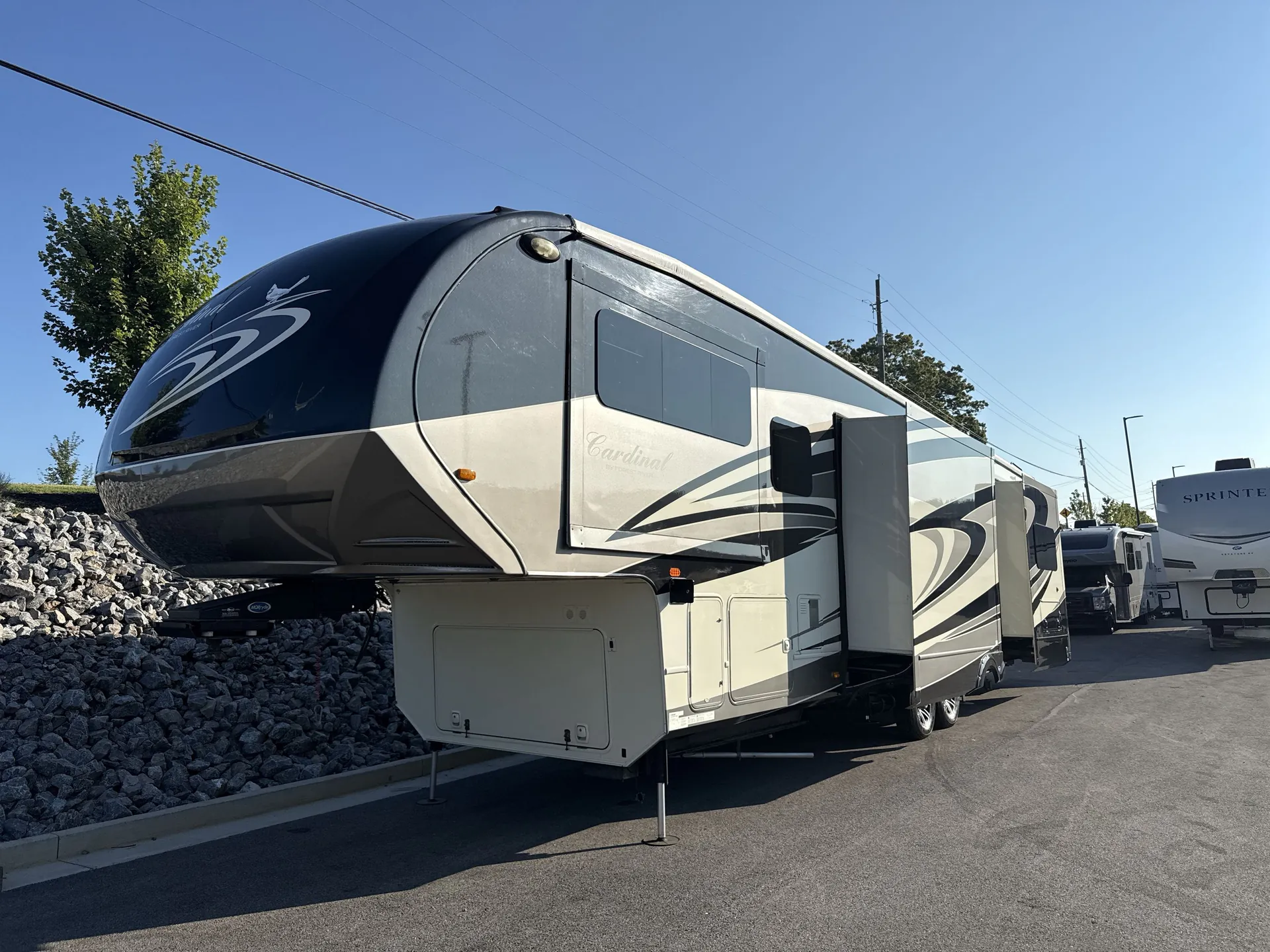 2015 Forest River Cardinal 3825FL — campside
