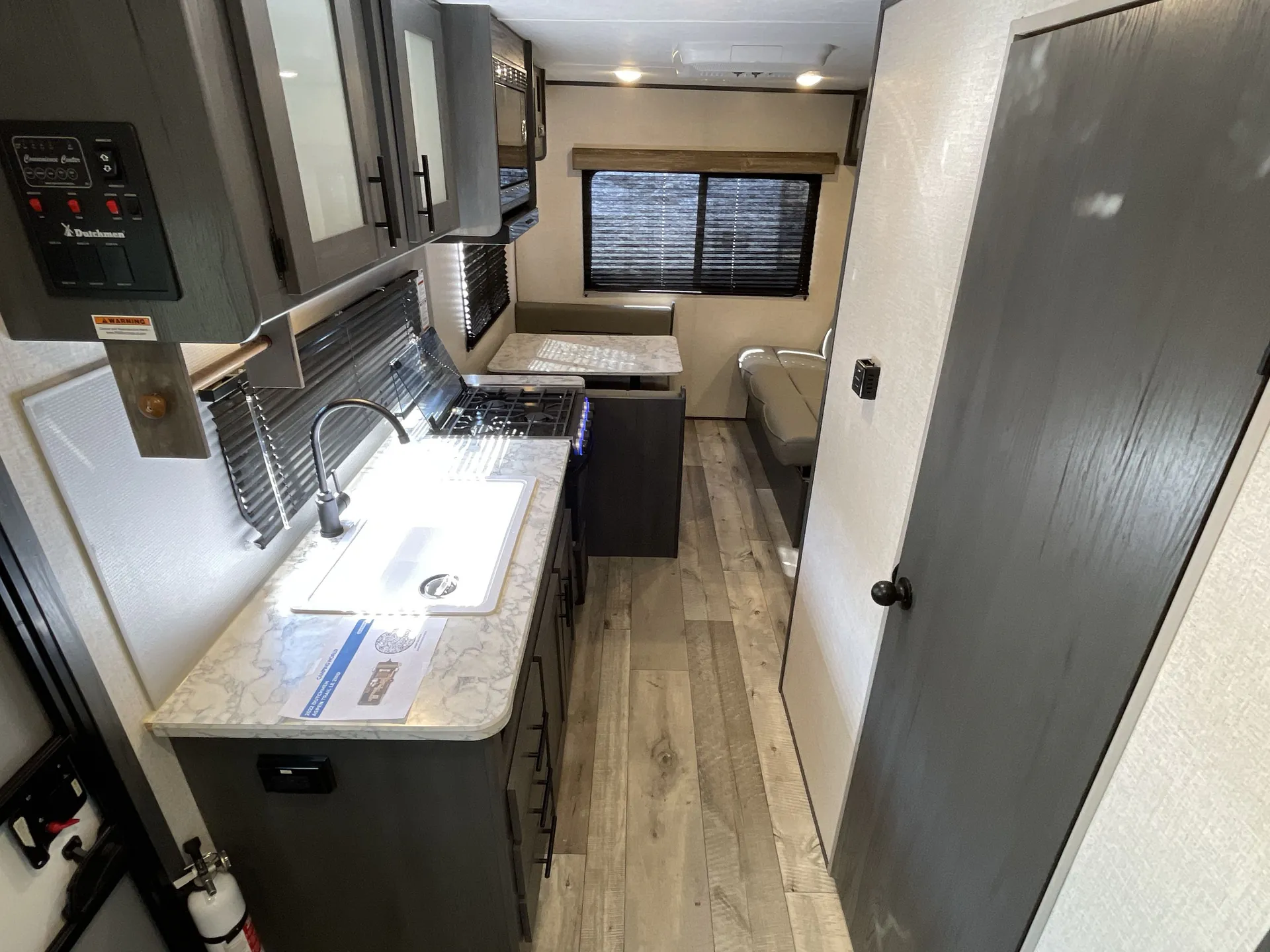 2022 Dutchmen Aspen Trail LE 21RD — living area main