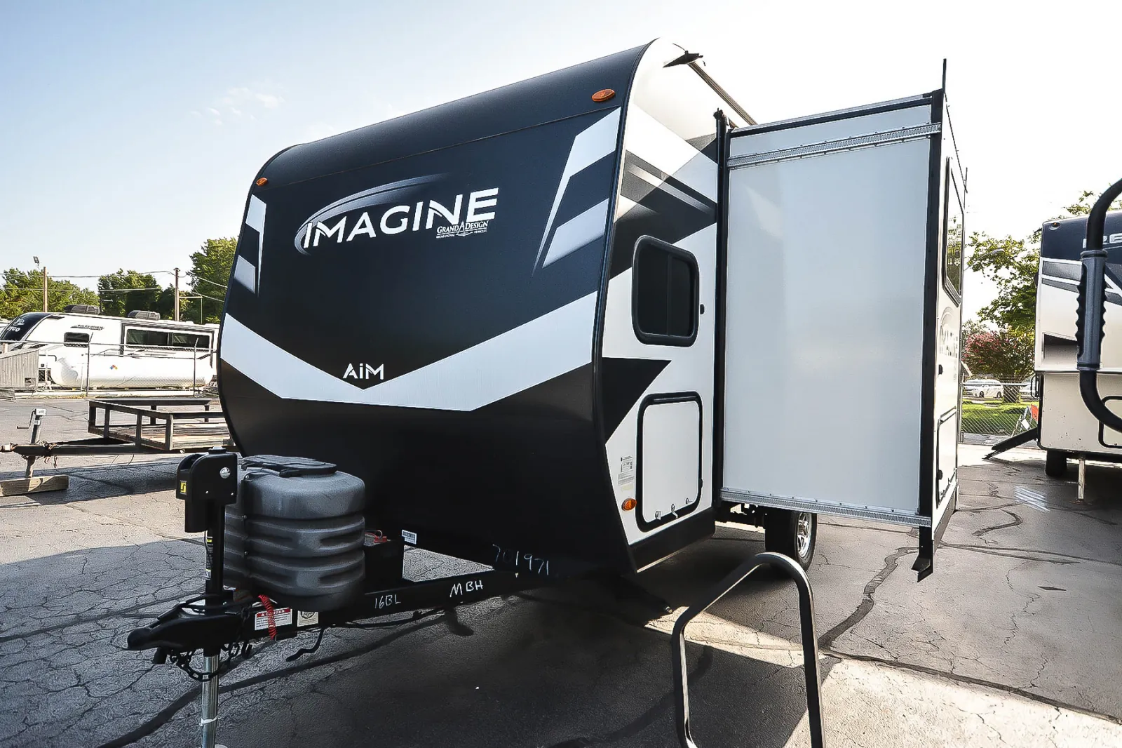 2024 Grand Design Imagine AIM 16BL - Photo 4