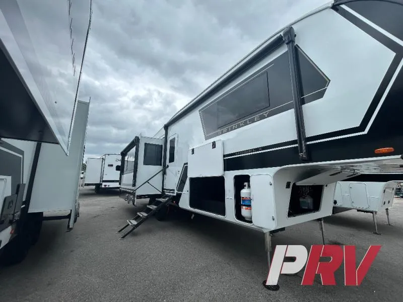 2026 Brinkley Model Z 3100 - Photo 4