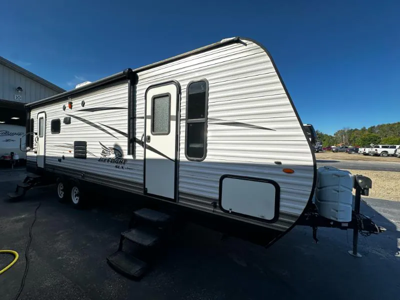 2017 Jayco Jay Flight SLX 8 265RLS - Photo 2