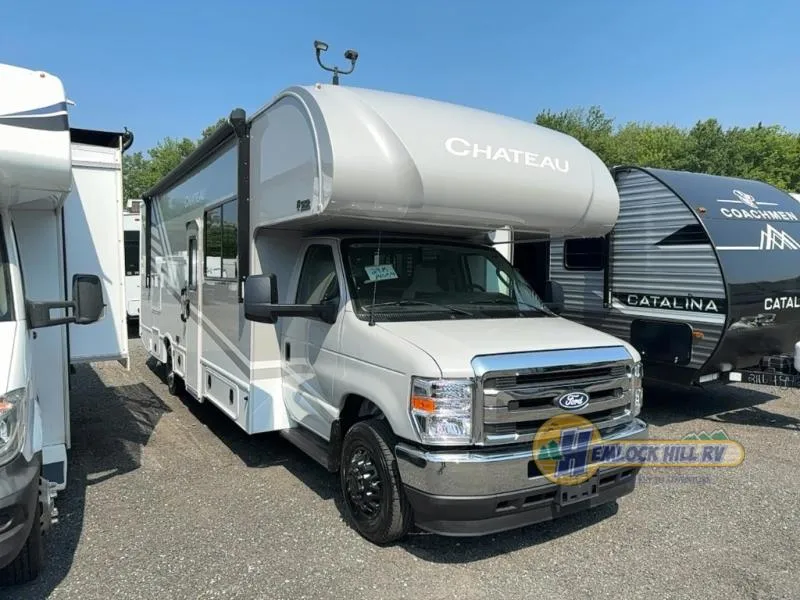 2027 Thor Motor Coach Chateau 29K - Photo 2