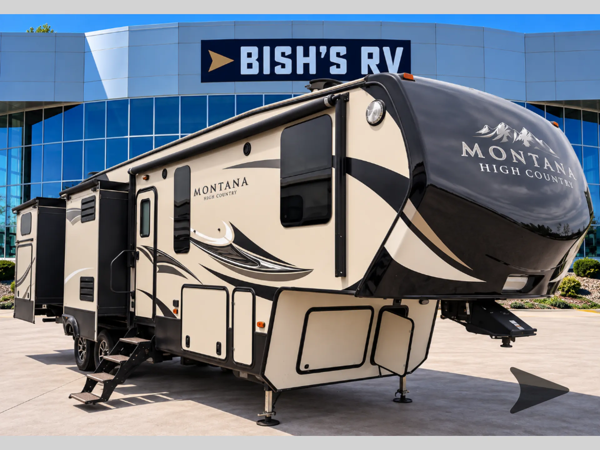 2017 Keystone Montana High Country 358BH - Photo 2