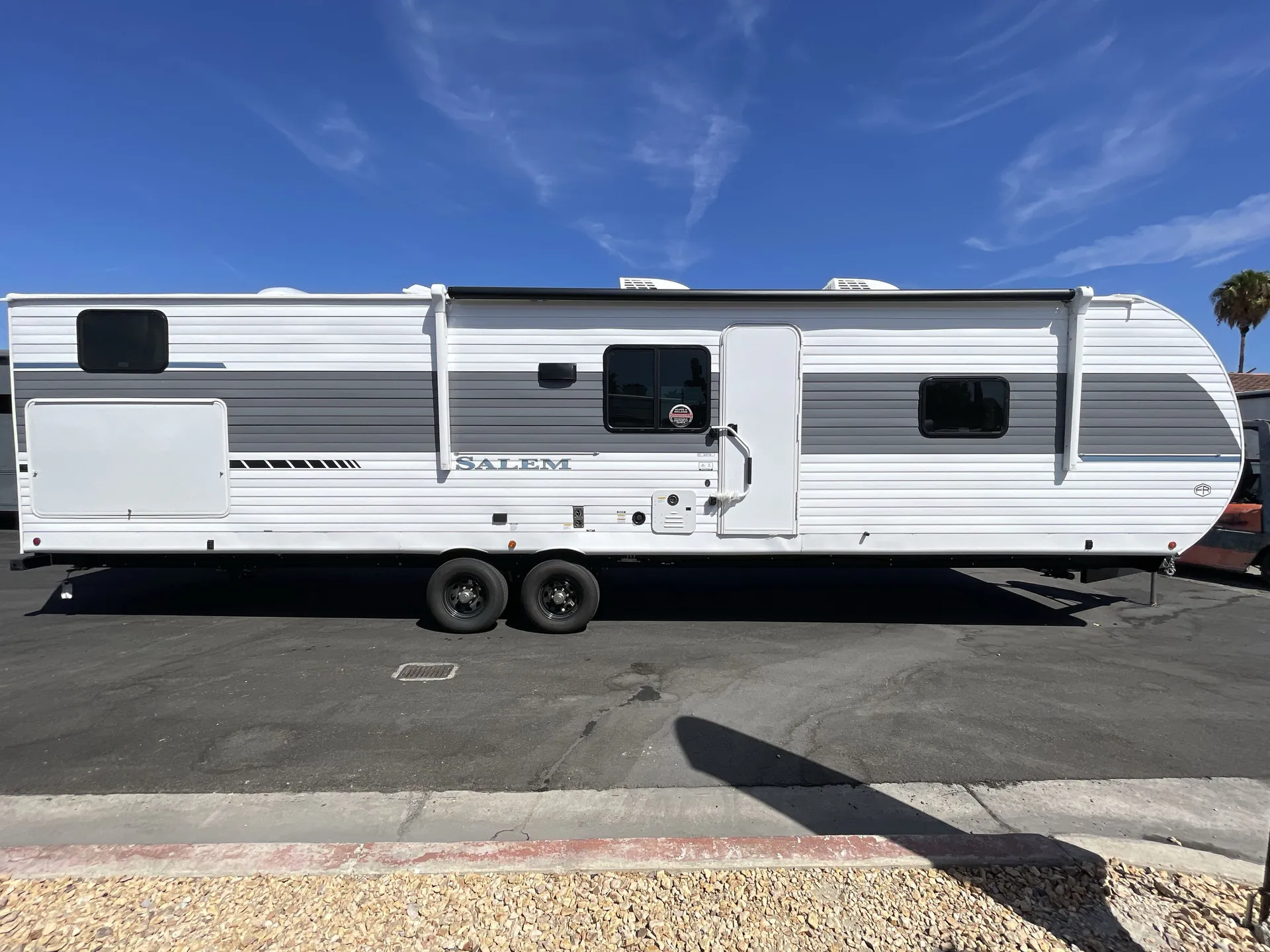 2027 Forest River Salem 33TS — campside