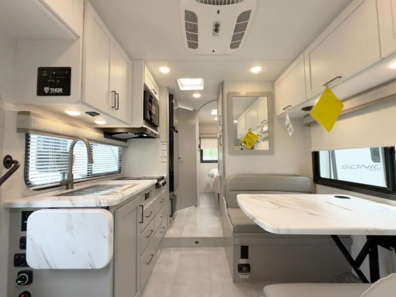2026 Thor Motor Coach Quantum LZ22 - Photo 4
