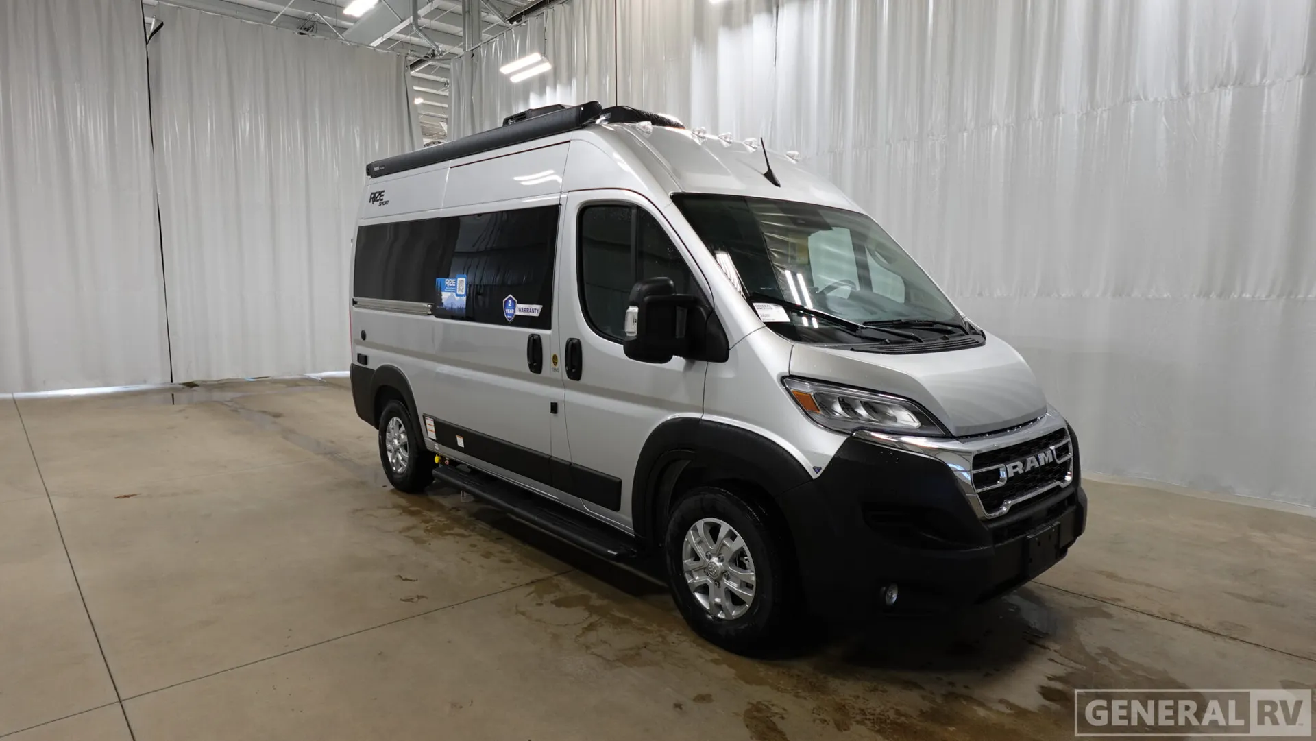 2026 Thor Motor Coach Rize Sport 18M - Photo 2