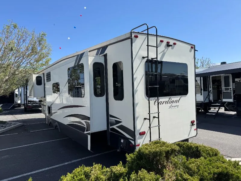 2020 Forest River Cardinal Luxury 345RLX - Photo 3