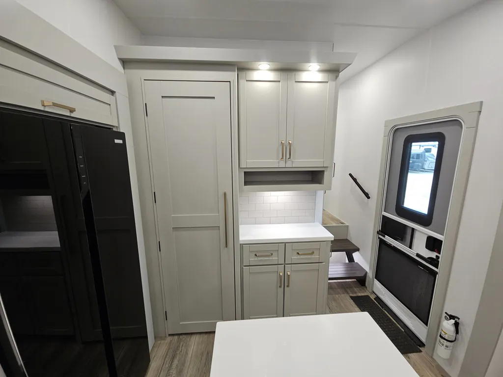2026 Brinkley Model Z 3600, Photos photo 30