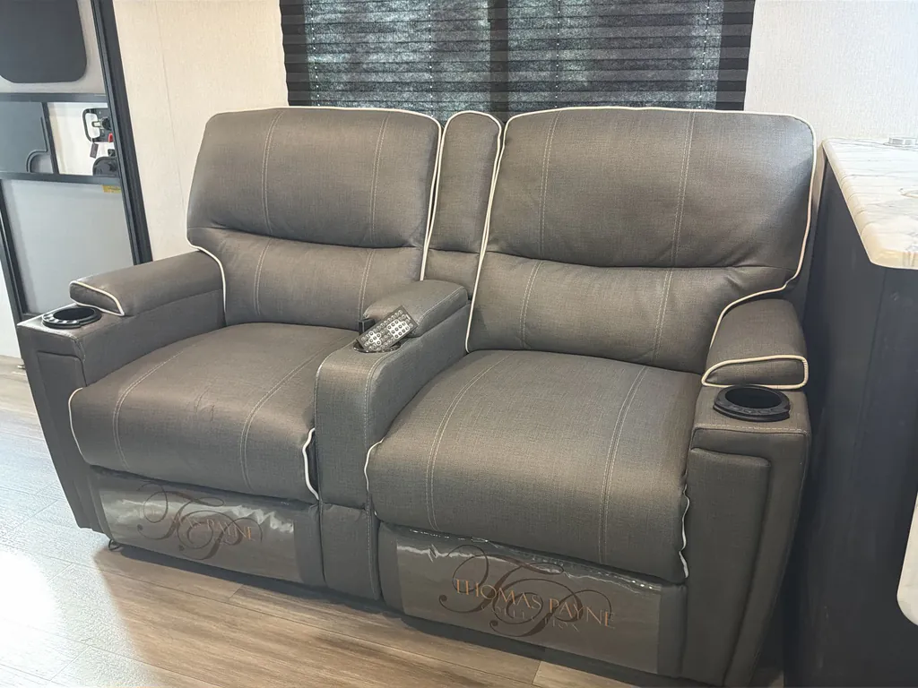 2022 Coachmen Freedom Express Ultra Lite 274RKS, Photos photo 11