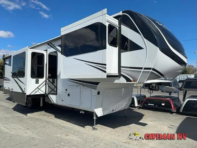 2026 Grand Design Solitude 380FL - Photo 3
