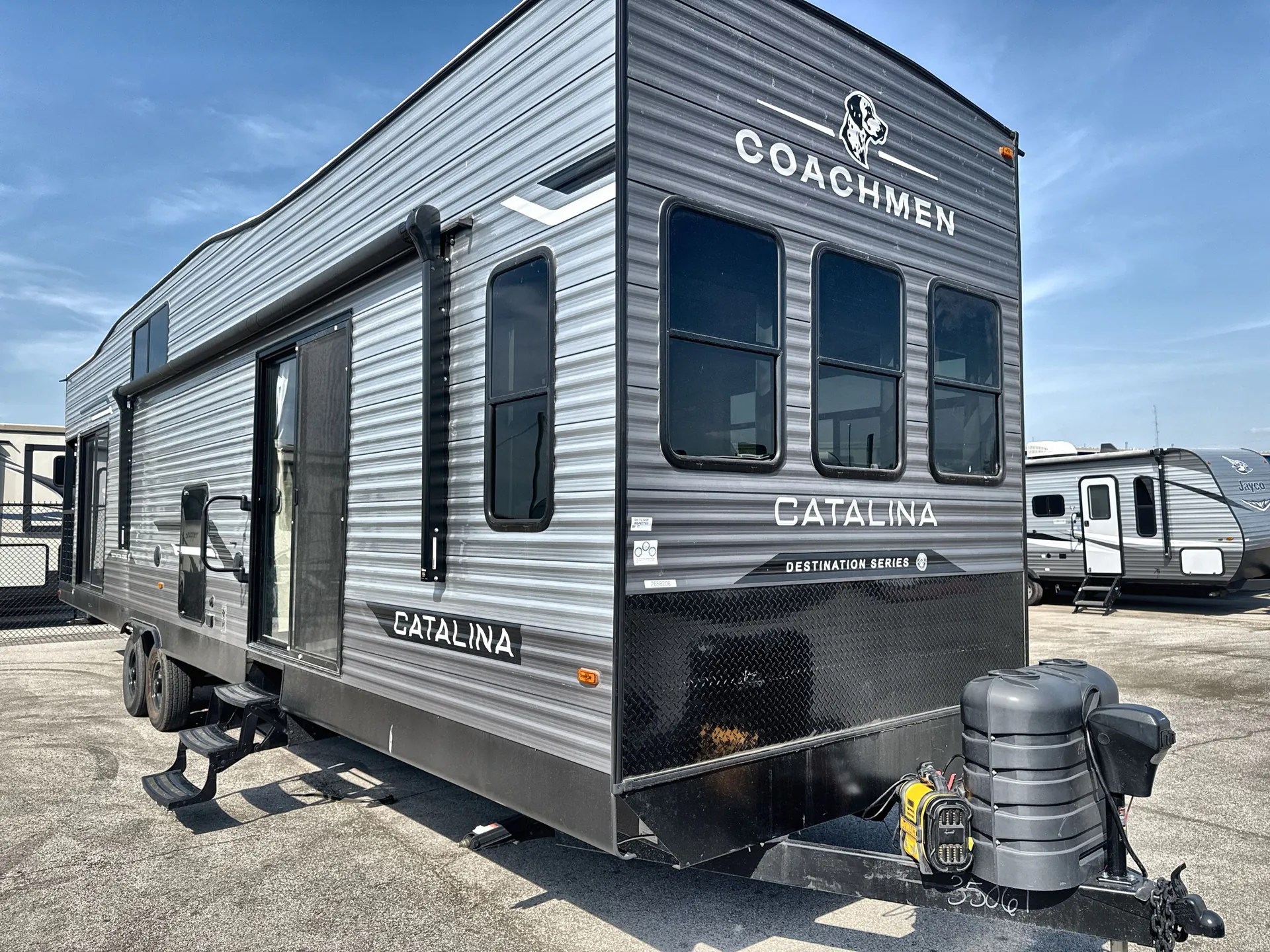 2025 Coachmen Catalina Destination 39MKTS - Photo 2