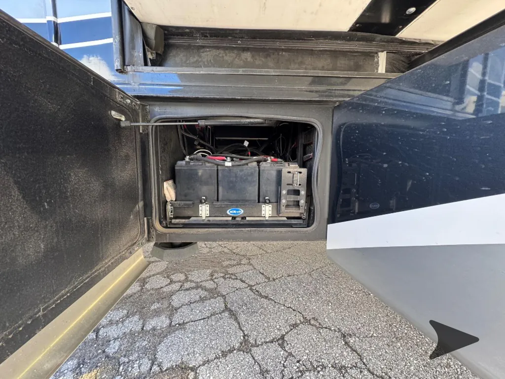 2022 Entegra Coach Accolade 37K, Photos photo 15