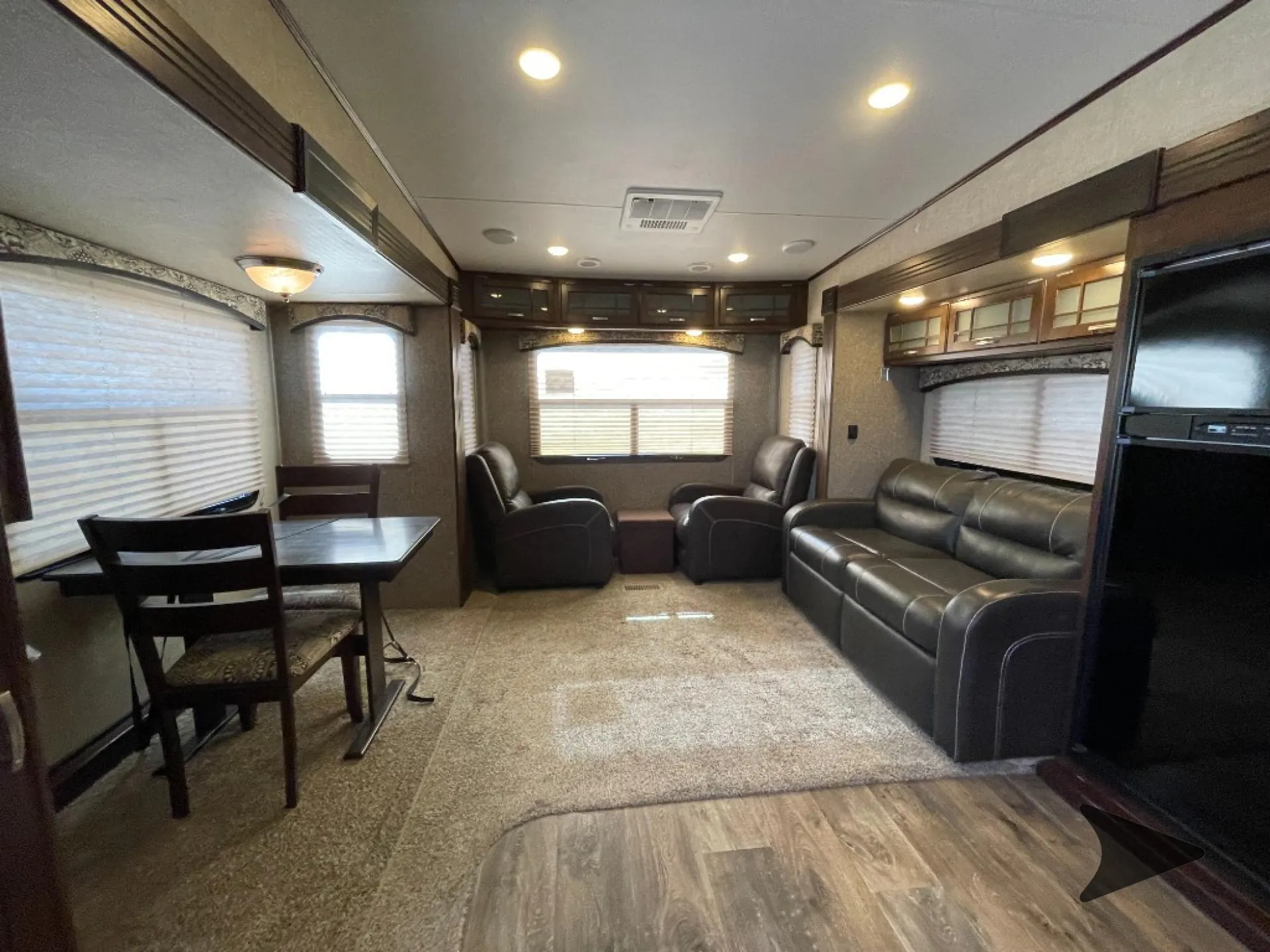 2016 Heartland Sundance XLT 285 TS - Photo 3