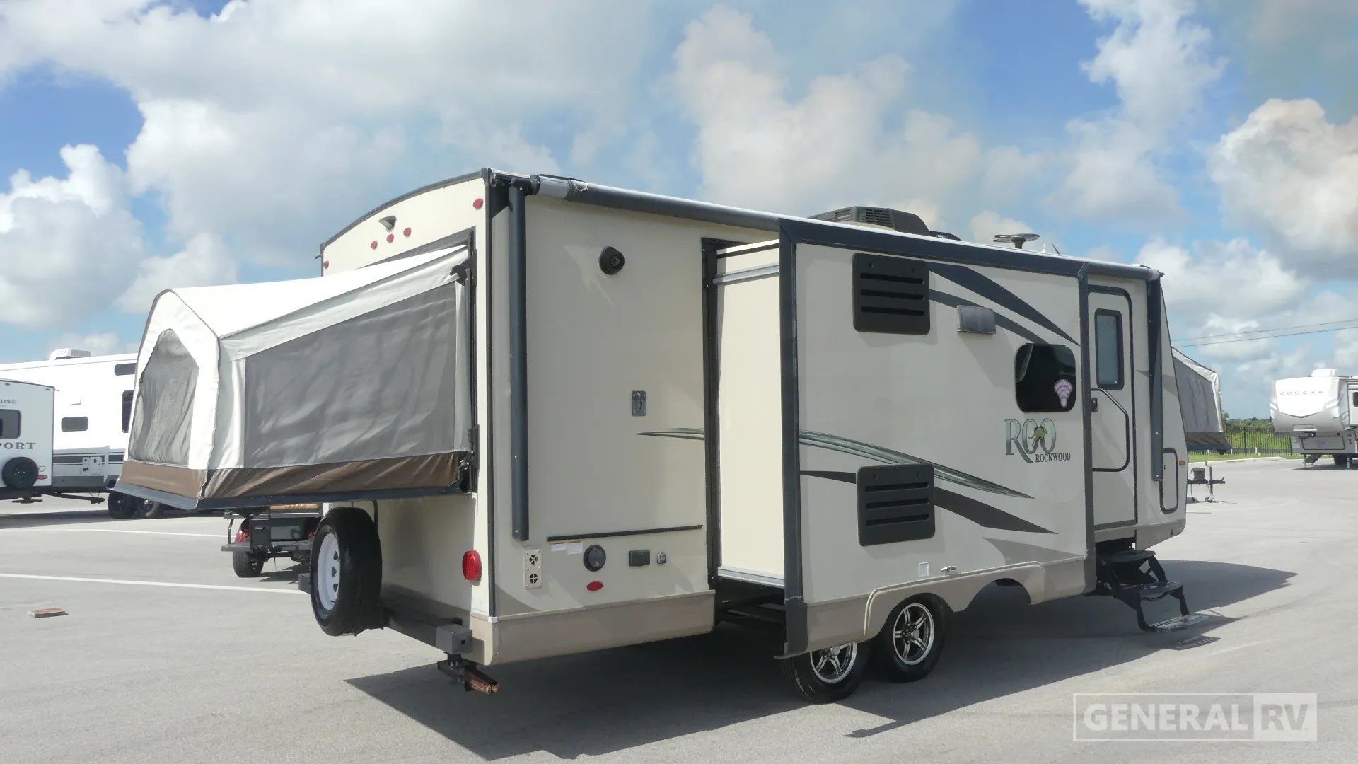 2019 Forest River Rockwood Roo 23IKSS — Photo 7