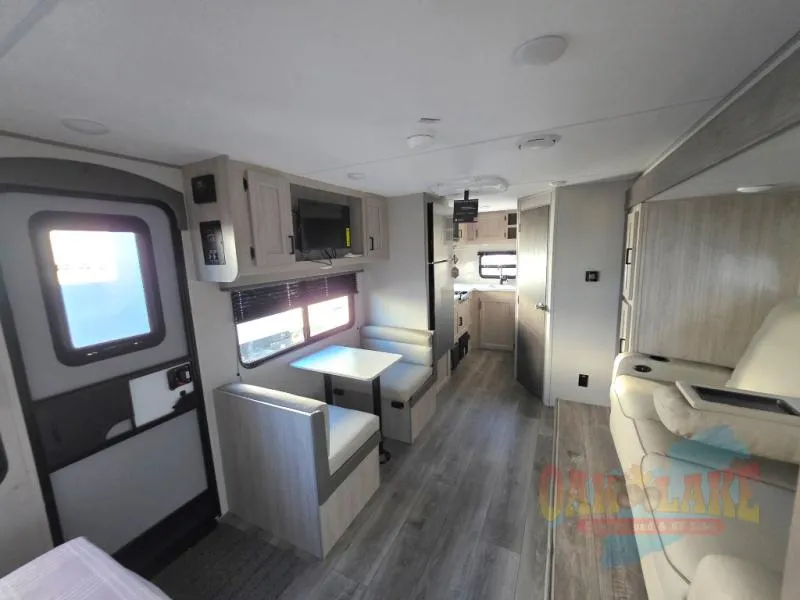2026 Coachmen RV Catalina Summit Series 7 194RBS - Photo 4