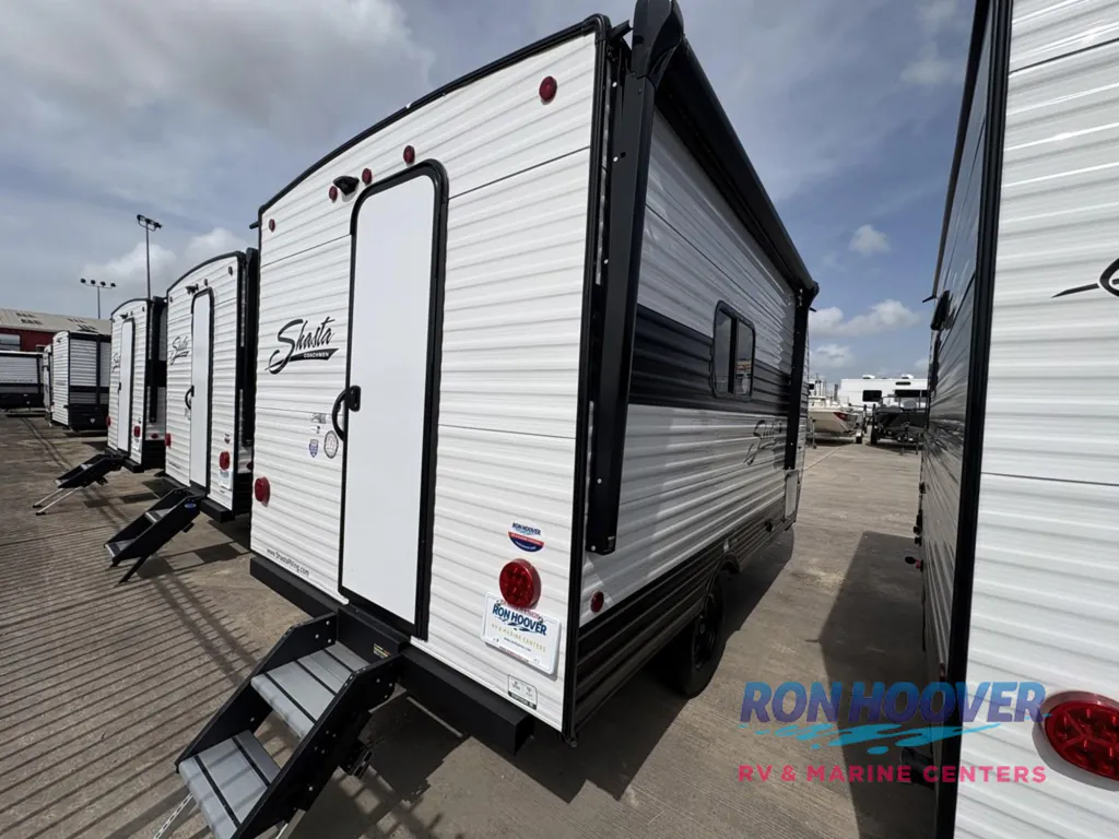 2026 Shasta Compact 17DB, Photos photo 22